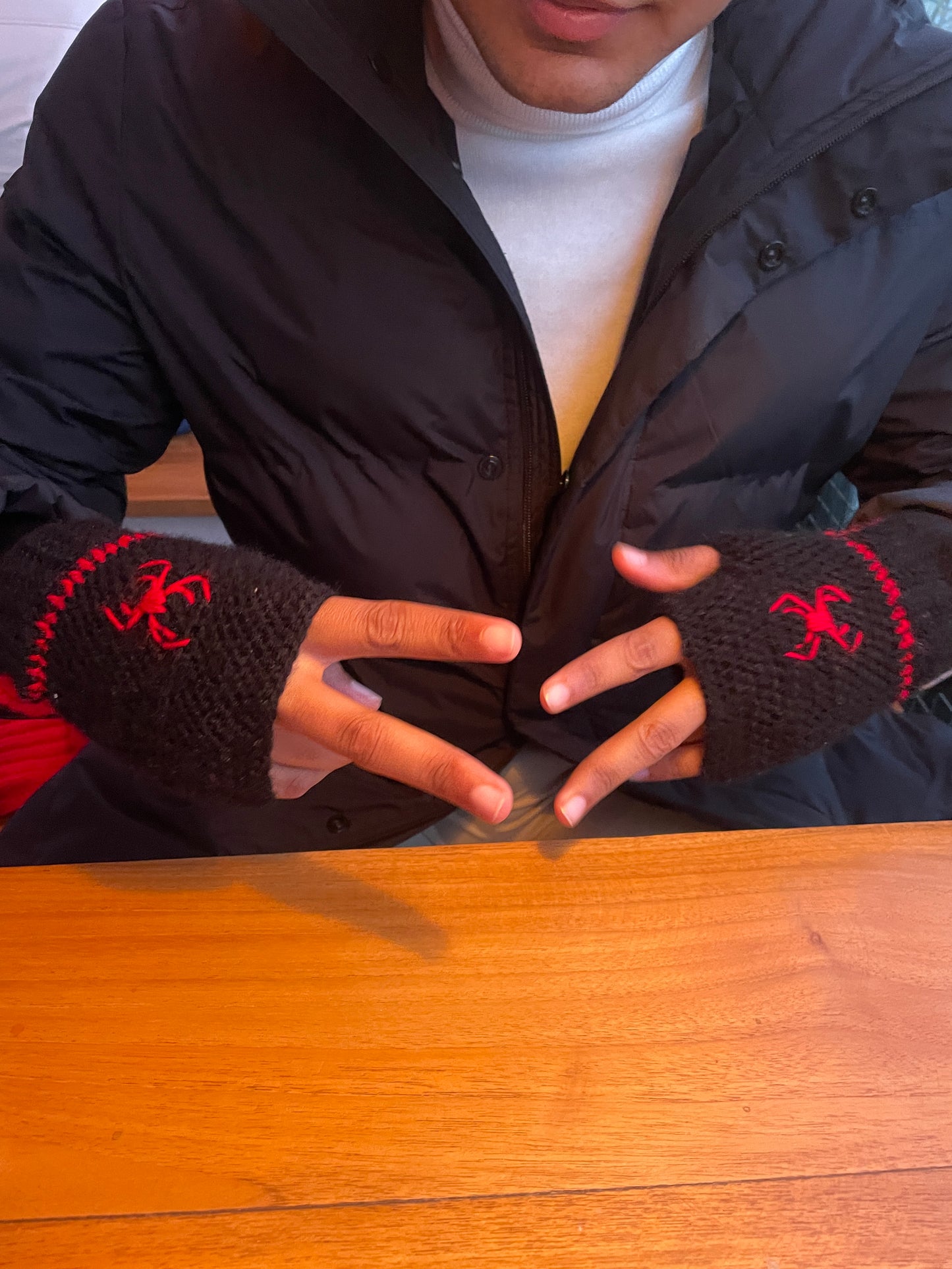 Spiderman hand-warmers